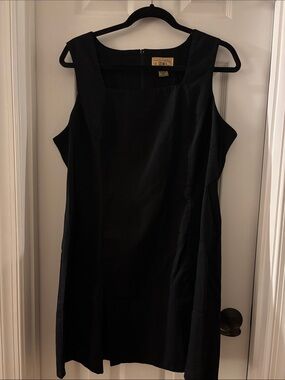 Elegant Italian Black Mini Skirt Dress with Square Neck